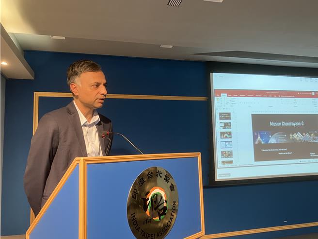 印度台北协会今日举办讲座庆祝国际妇女节，并特别邀请印度知名女性太空科学家卡拉提（Kalpana Kalahasti）透过线上方式，分享印度去年成功的登月任务「月船3号」面临的挑战。（印度台北协会提供）