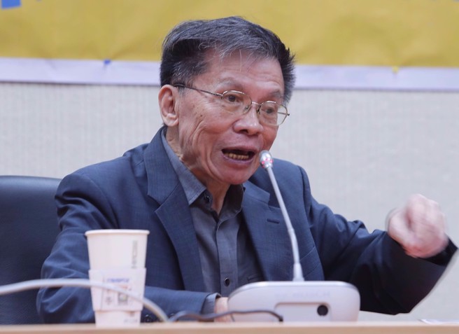 對於衛福部取消掛號費上限，前立委沈富雄砲轟衛福部長薛瑞元，直言這是在欺負弱勢、逃避責任。（中時資料照，季志翔攝）