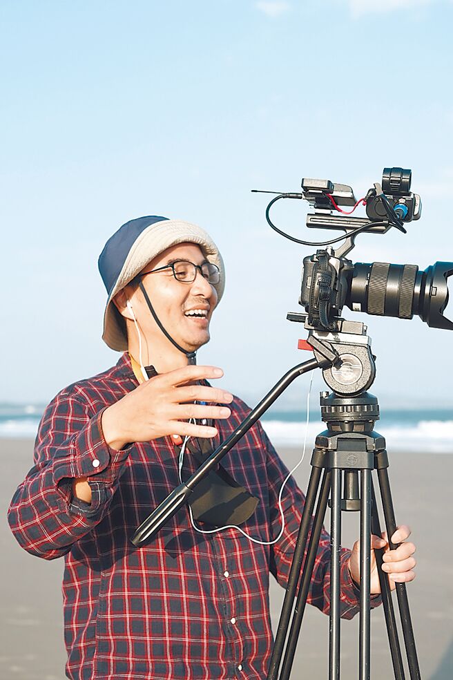 導演江長松目前定居台灣，盼接下來能說更多台灣故事。（CNEX提供）