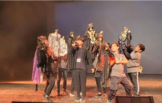 讓父親創造的史豔文復活！黃立綱編、導、唱史豔文舞台劇