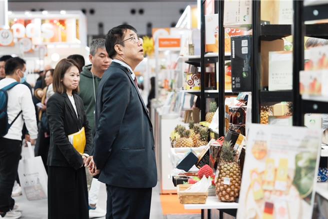 台南市长黄伟哲率领台南在地农渔会、业者再度进军2024东京食品展，再创佳绩。（台南市政府提供／曹婷婷台南传真）