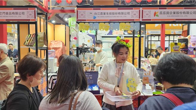 台南主题展馆在东京食品展人气超旺。（台南市政府提供／曹婷婷台南传真）