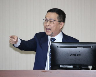 列薛瑞元等官員談蘇丹紅「幹話集」 羅智強轟政府食安把關不力