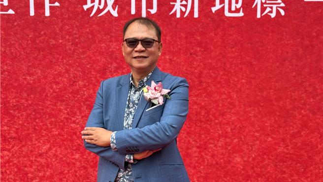 宠物饲料大亨柯建昌斜杠经营房地产。（柯宗纬摄）