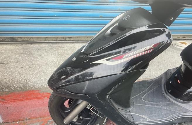 72歲郭姓老翁騎車左切釀禍。（翻攝畫面）