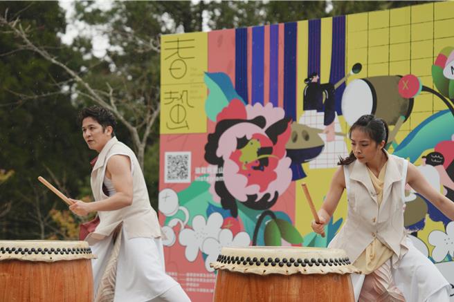 众擊坊以磅礡鼓聲揭開2024阿里山花季序幕。（林業署嘉義分署提供∕呂妍庭嘉義傳真）