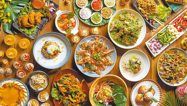 台北福華彩虹座「泰國宮廷饗宴」即日起超過50道經典泰式料理美味登場。圖／台北福華大飯店提供