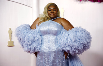 奥斯卡／耶鲁大学学霸夺女配角 泪谢母亲鼓励踏上演戏之路