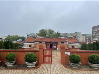 新屋范姜祖堂每逢暴雨就積淹水 施作改善工程維持正常開放