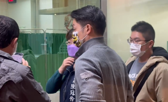 康橋中學校車翻覆18人受傷 蔣萬安急赴北醫探視