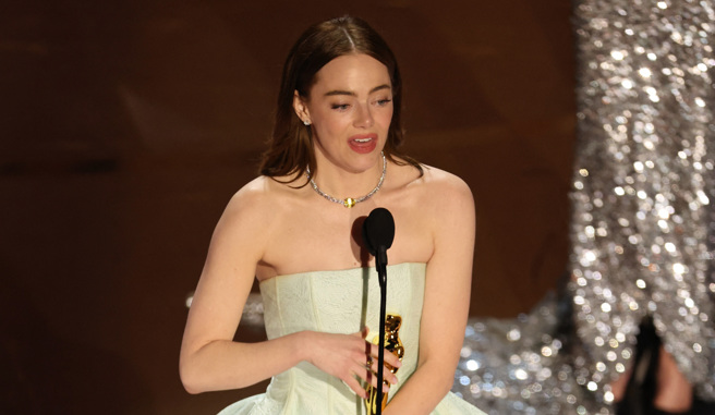 《可憐的東西》艾瑪史東在奧斯卡封后。（圖/路透社）