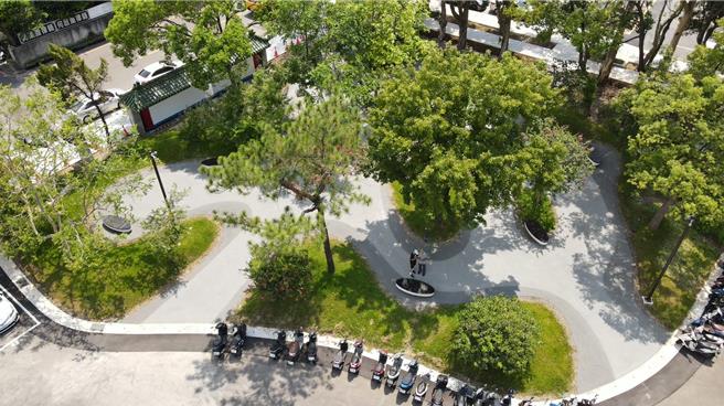 「舊司法公園．綠幕方舟」鳥瞰空拍照。(工務局提供／蔡依珍桃園傳真)