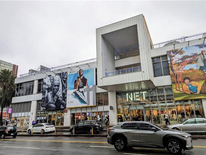 基隆市东岸广场争议持续延烧。（张志康摄）