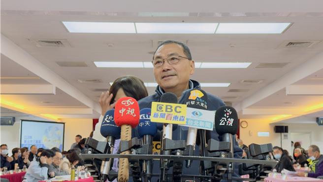 新北市長侯友宜認為不在籍投票是國際趨勢，值得借鏡參考，但配套措施必須完善。（呂健豪攝）