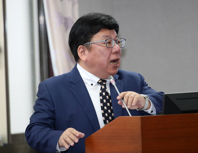 立法院司法及法制委员会11日邀请监察院秘书长李俊俋（图）列席说明立法计画，并备质询。（刘宗龙摄）