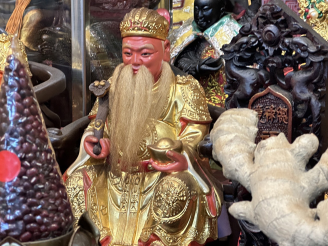 今(11)日是农历2月2日「龙抬头」，也是土地公生日。(廖大乙提供)