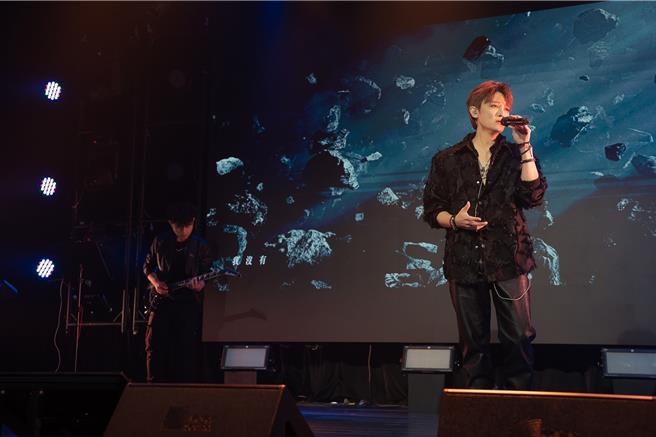 阿沁11日出席新歌发表会。（晴空未来提供）