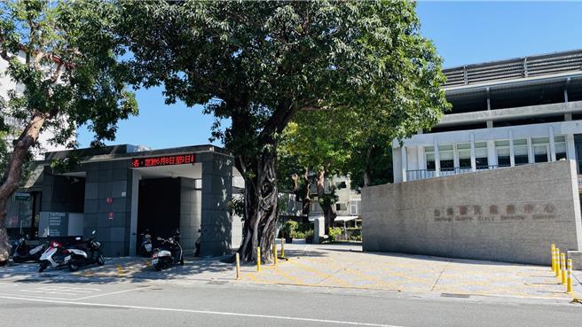 台東縣民服務中心自3月18日起新增中午服務時段。（蕭嘉蕙攝）