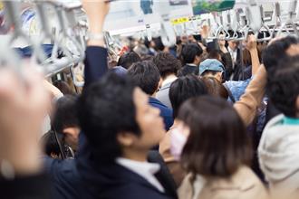 陆整治地铁公车治安 去年日投入巡逻警力上万人