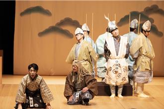 狂言大師野村萬齋再度訪台 「感謝台灣人援助石川縣強震」