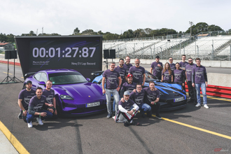 破千萬！兩秒台！保時捷正式發表 Taycan Turbo GT 車系！