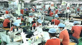 台商電子廠佈局越南怕罷工 雲端人資系統提解方