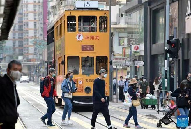 香港楼市撤辣第二周，周末成交量创3年新高，新建案加推即售罄。（新华社）