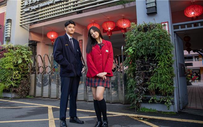 新北市「Wow～So Big！國際教育博覽會」實體場次30日將於新北市民廣場登場，活動結合「新北市制服Fashion Show網路票選活動」，圖為莊敬高職制服走秀宣傳照片。（新北市教育局提供）