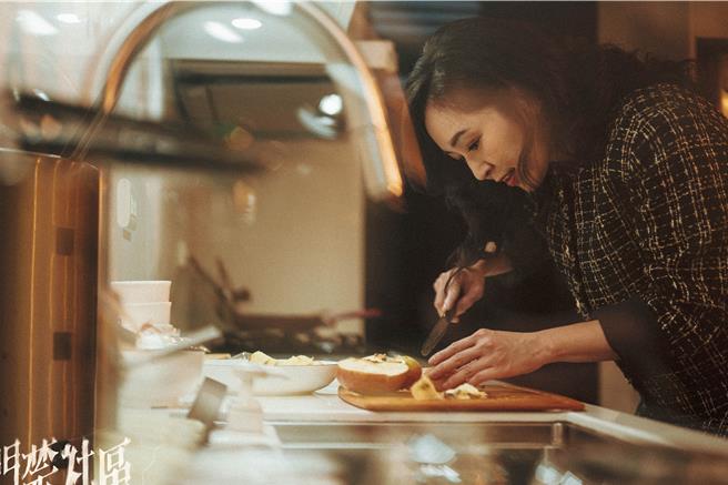 挺过总统大选「蘑菇」停演事件，动见体推新作《门禁社区》。（林育全摄，动见体提供／李欣恬台北传真）