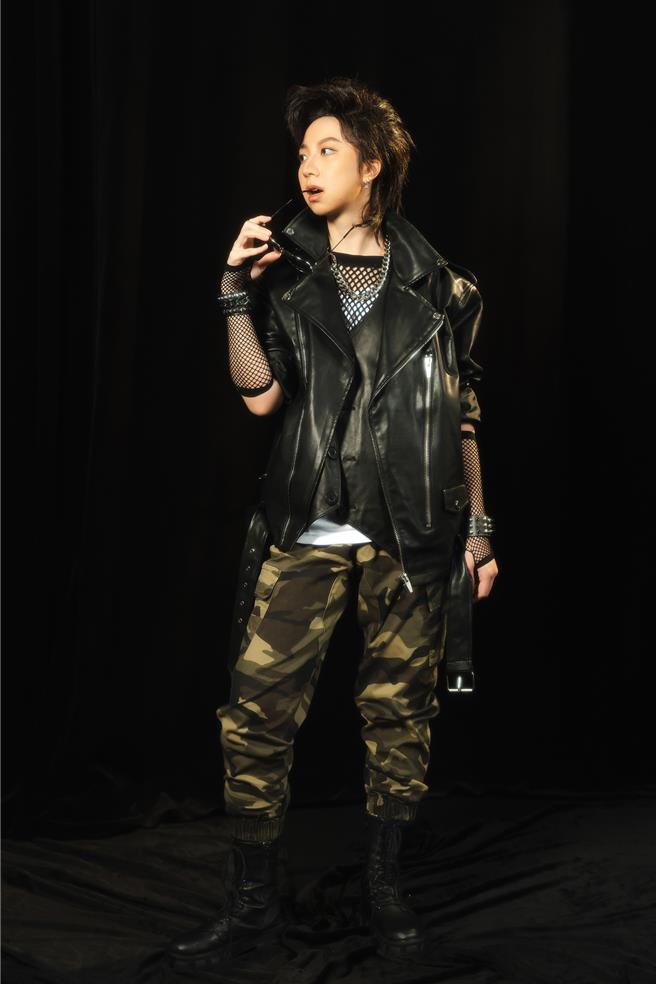 好樂團的主唱許瓊文將以帥氣的搖滾造型演出音樂劇《搖滾芭比》全新中文版「伊札克」一角。（瘋戲樂工作室提供／李欣恬台北傳真）
