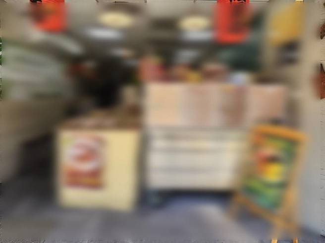 劉姓惡保母案延燒，店家坦言生意受影響。(游定剛拍攝)