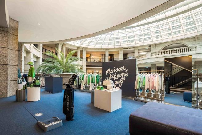 Maison Kitsuné Golf快闪店即日起至4月7日，在台北BELLAVITA宝丽广塲展开。（Maison Kitsuné提供）