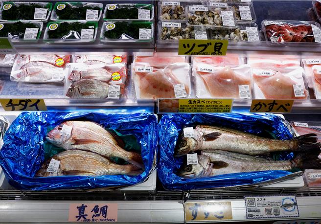 福岛县相马市一处市场摊位（图／路透社）