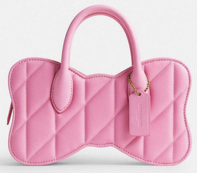 SOGO新竹店COACH BOW蝴蝶結造型絎縫手袋，推薦價，1萬8800元。（SOGO提供）