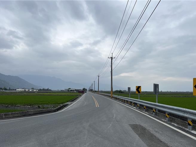 国防部计画在台9线台东关山段设置战备跑道。（蔡旻妤摄）