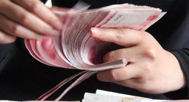 今年以来北京平均每天诞生800余户企业。（翻摄自央视新闻）