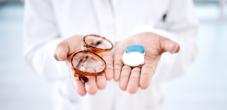 目立康創辦人92歲辭世 昔因1事遭拒開發隱形眼鏡