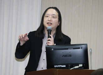 夷平1.8億南門中繼市場 數發部不蓋大樓了？羅智強轟唐鳳裝孝維