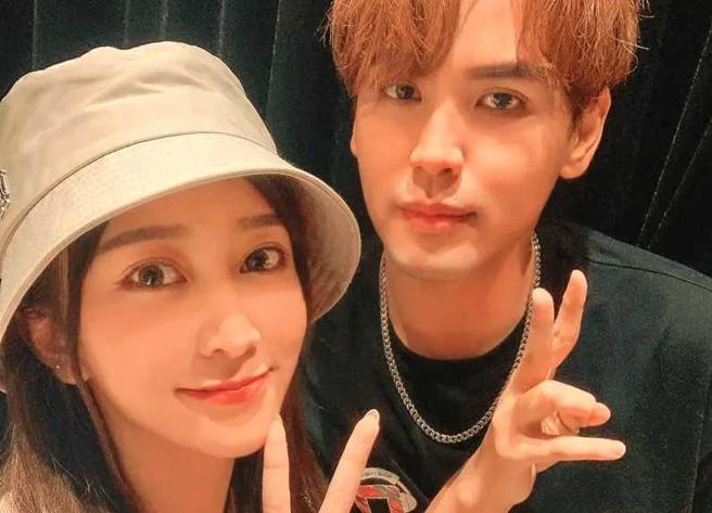 与呼呼分手后，陈零九曾爆出与筱崎泫暧昧的传言。（图／取自筱崎泫IG）