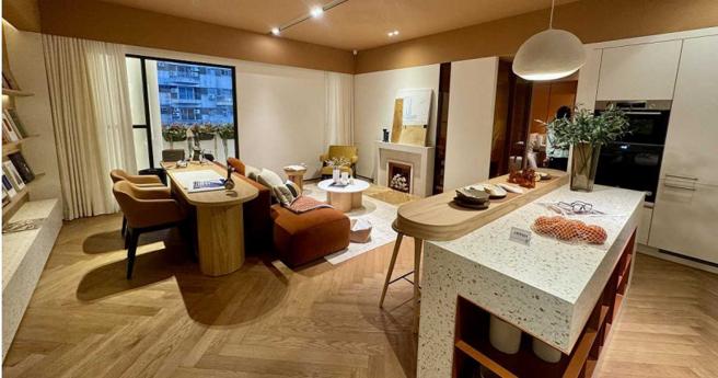 争议危老案即将改建成精品小豪宅，每坪开价上看190万元，预计下半年动工，地主害怕受损的老公寓经不起开挖到地下5层。（图／读者提供）