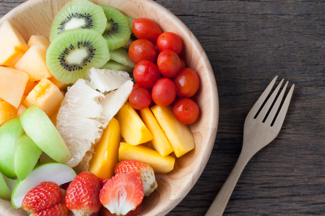 中醫師建議感冒期間應避免吃水果。（示意圖，Shutterstock／達志）