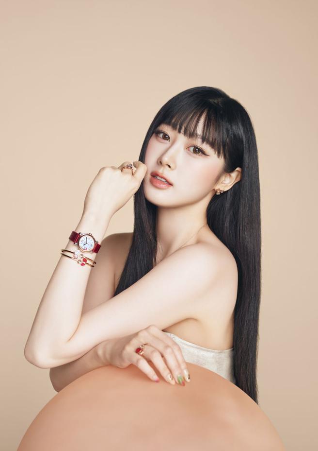 韓國女團aespa的Giselle佩戴蕭邦珠寶，既夢幻又唯美。（CHOPARD提供）