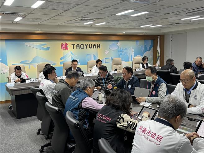 台北发生1岁童遭拔指甲虐死事件引发眾怒，桃园市长张善政13日市政会议有感而发直斥不可思议，令人气愤又痛心。(蔡依珍摄)