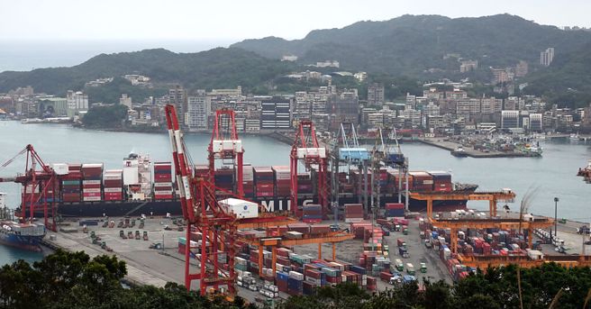 两岸经贸关系示意图。(资料照片)