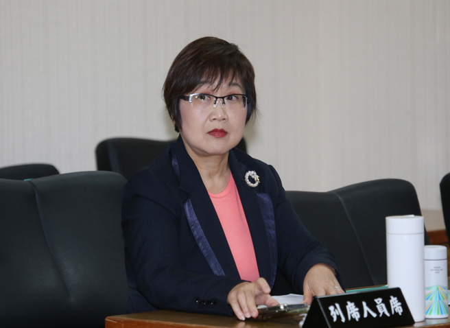侨务委员会委员长徐佳青13日前往立法院备询。（姚志平摄）