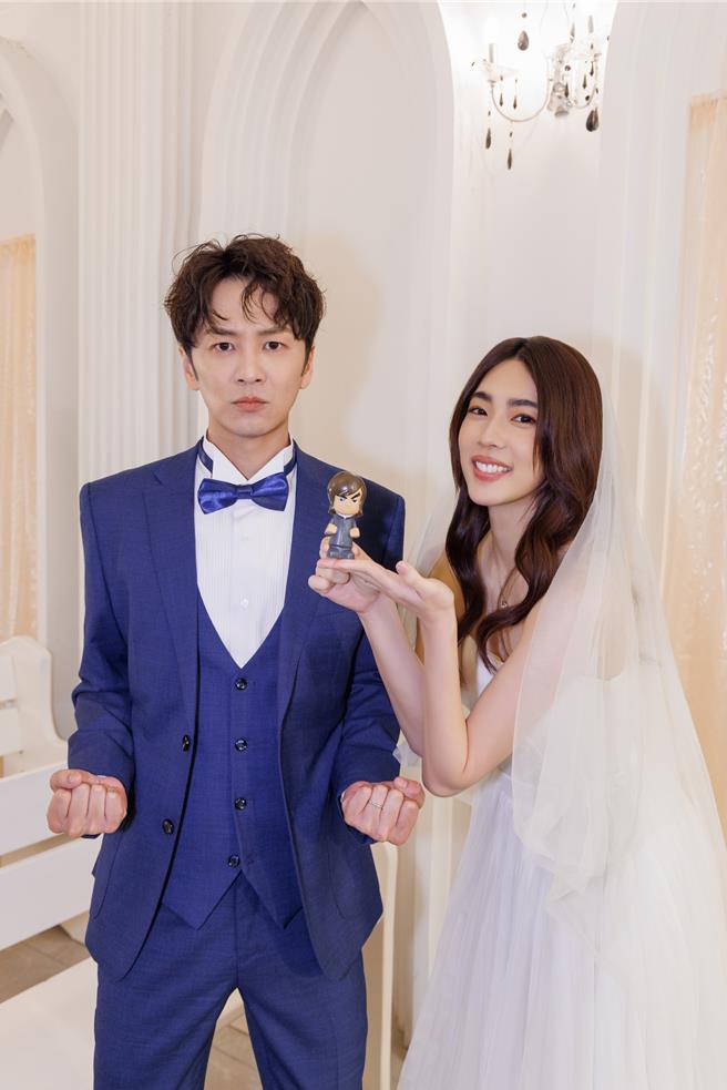 Energy頭號歌迷宇宙秀出當年收藏。（相信音樂提供）