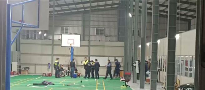 管姓男子受托在台中市大雅区成立「打手训练工厂」，却在2021年爆发格斗衝突，酿成1死3重伤，全案经台中高分院审理，13日做出判决，主嫌管男原本杀人罪判17年，二审改判4年6月徒刑，仍可上诉三审。（本报资照／王煌忠台中传真）