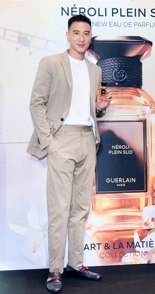 藝人王陽明玩車玩表還不夠，講到玩香氛他也很有料。（吳松翰攝）