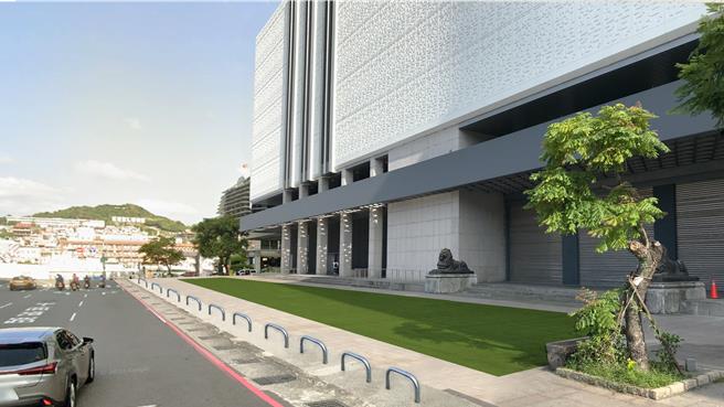 基隆市政府在文化中心前广场铺设人工草皮的工程，预期可以美化广场，也成为新的游憩空间，但有民眾提出质疑安全问题。基市府都发处澄清，原本的车阻不会撤除，未来也会重新设计、美化，确保民眾安全。图为完工模拟图。（基隆市政府提供／徐佑升基隆传真）