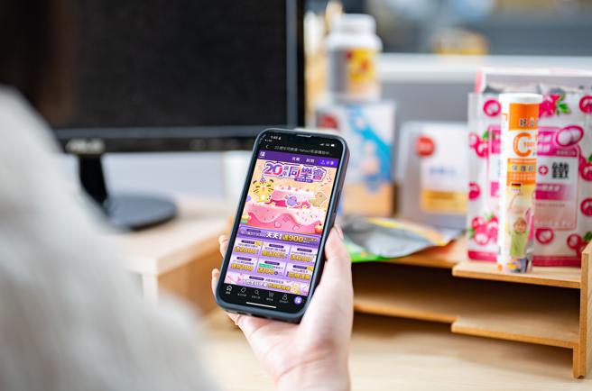 即日起至3月24日，Yahoo奇摩購物中心全站3折起，單日消費滿3千送300，天天最高送900購物金、刷Yahoo聯名卡最高送2800刷卡金。（Yahoo奇摩購物中心提供／古明弘台北傳真）